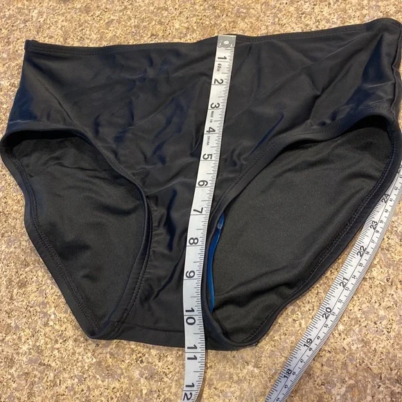 NWT DKNY Black 2 Piece Tankini Removable Soft Cups Small Full Coverage Bottom - Picture 6 of 15